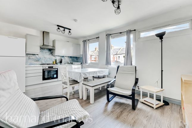 2 bed flat