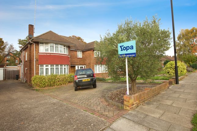 4 bed semi-detached house