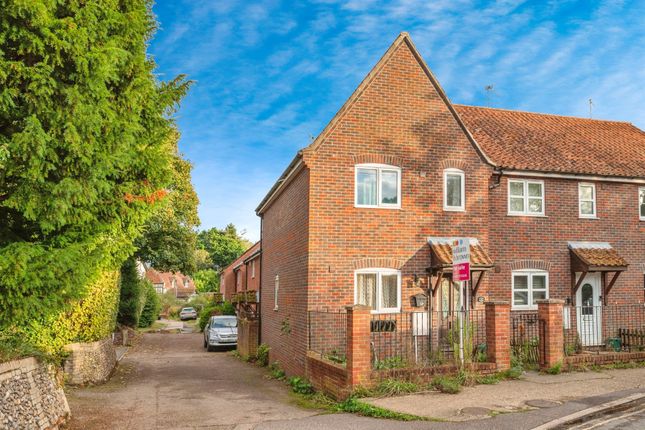 2 bedroom end of terrace house for sale