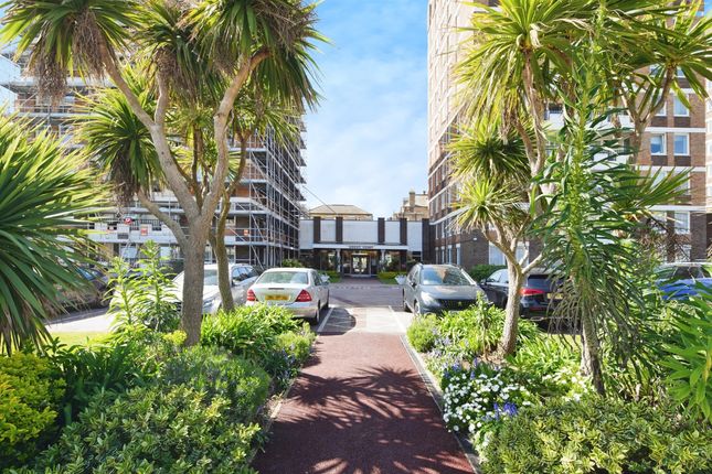 2 bed flat