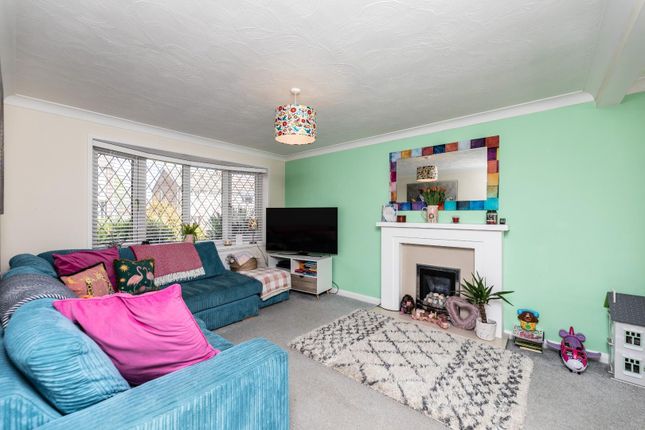 3 bed semi-detached house