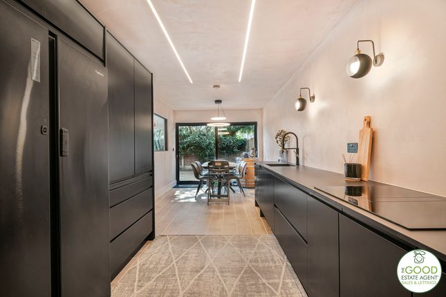 4 bed semi-detached house