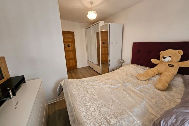 2 bed terraced house