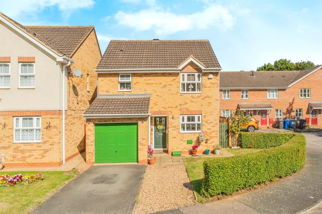 3 bed detached house