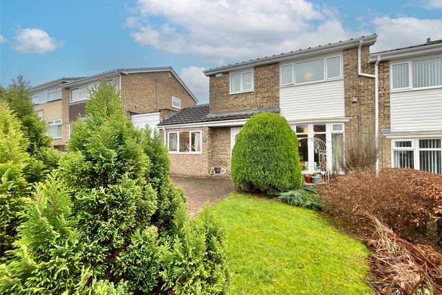 Clockburnsyde Close, Whickham, NE16 4 bed semi