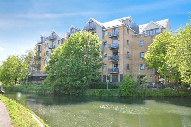 Riverside, Bishops Stortford... 2 bed apartment for sale