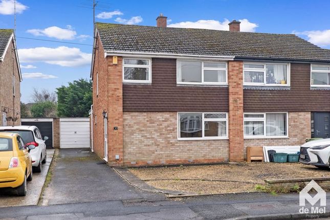 3 bed semi-detached house