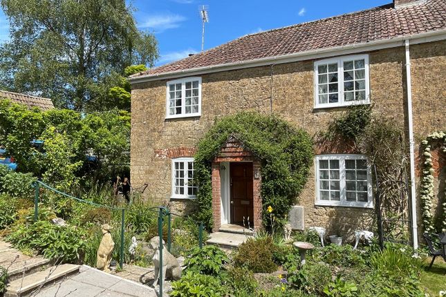 3 bedroom cottage for sale
