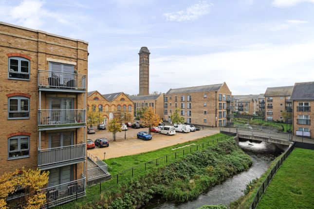 2 bed flat
