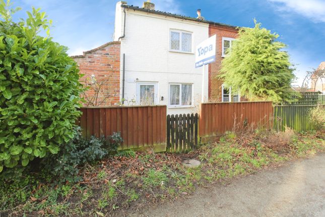 2 bedroom semi-detached house for sale