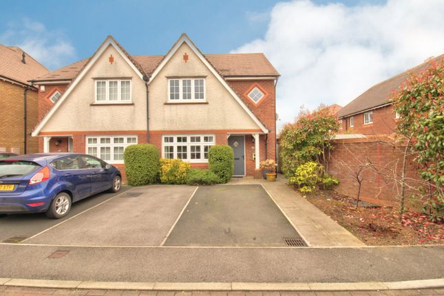 3 bedroom semi-detached house for sale