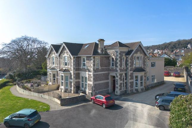 2 bed flat