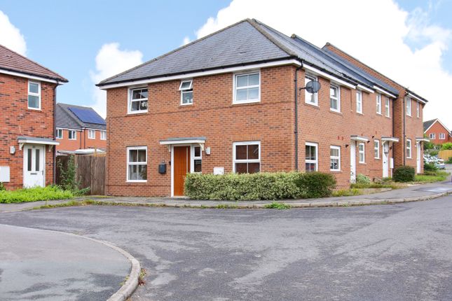Roving Close, Andover, SP11 3 bed end of terrace house for sale
