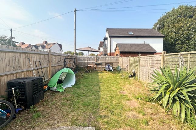 Old Shoreham Road, Hove 2 bed apartment for sale