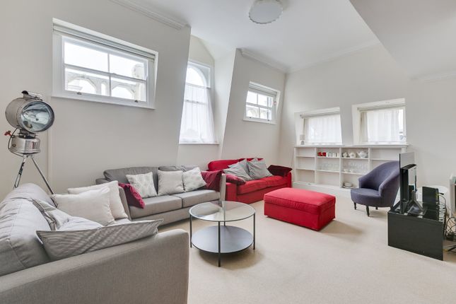 3 bedroom flat for sale