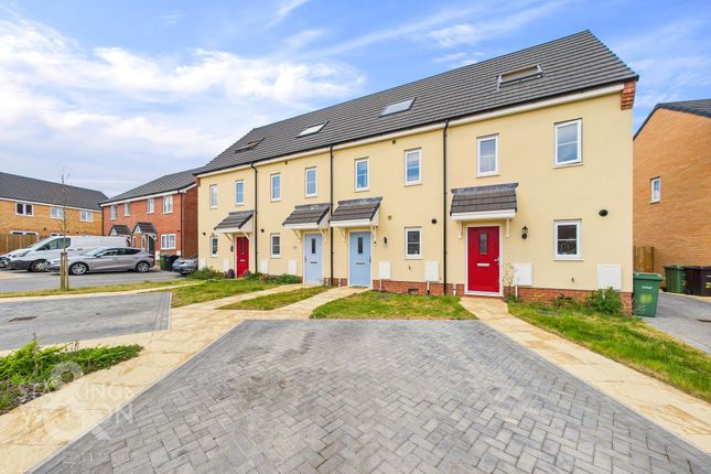 Ladys Mantle Way, Easton, Norwich 3 bed terraced house for sale