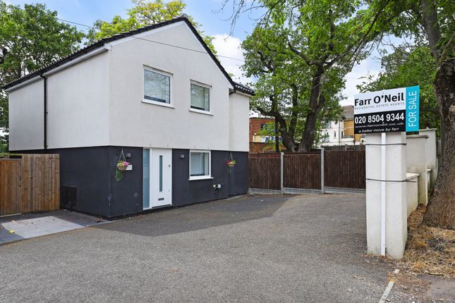 Roding Lane, Buckhurst Hill, IG9 3 bed detached house for sale