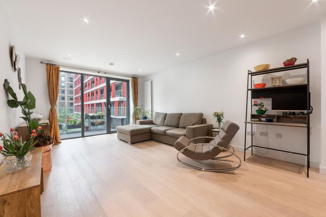 Fairwater House, Royal Wharf, E16 2 bed apartment for sale
