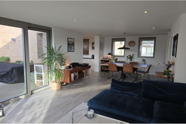 3 bedroom apartment for sale