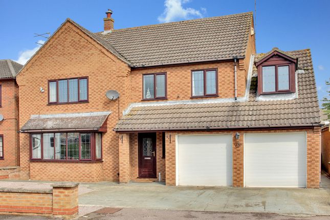 Stow Gardens, Wisbech, PE13 5 bed detached house for sale