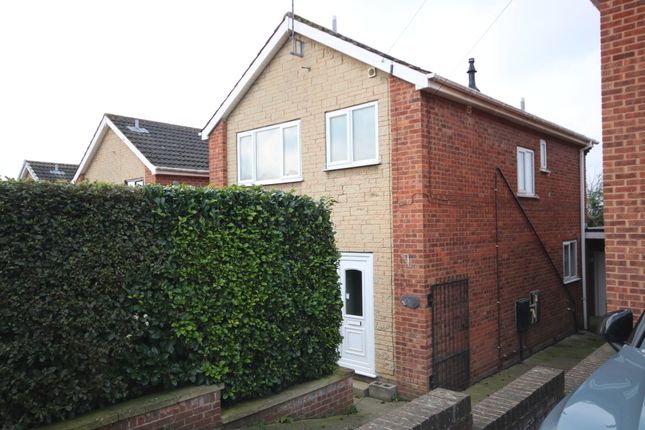 3 bed detached house