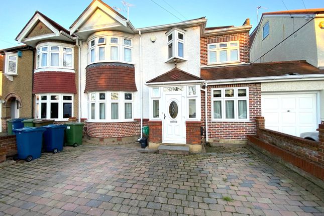 5 bedroom semi-detached house for sale