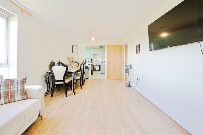 2 bed flat