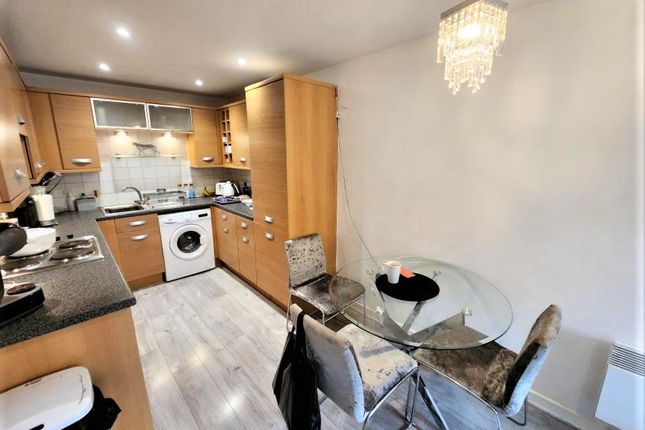 St. Georges Walk, Hampshire PO12 1 bed flat for sale