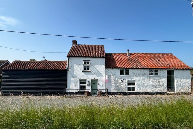4 bed detached house
