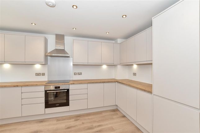 3 bed terraced house