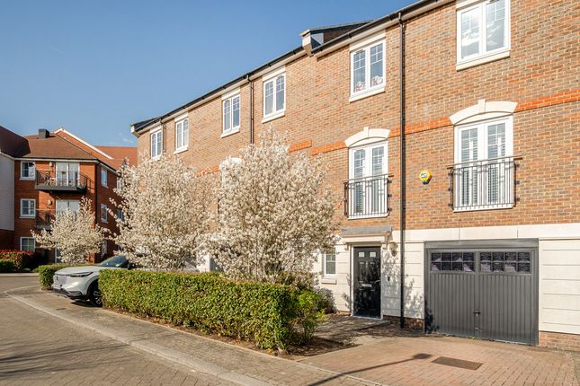 4 bedroom terraced house for sale