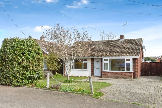 2 bed detached bungalow