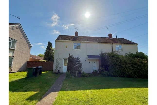 2 bedroom semi-detached house for sale