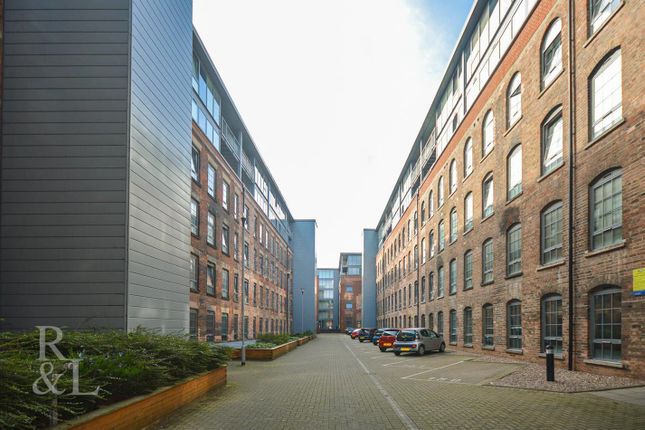 2 bed flat