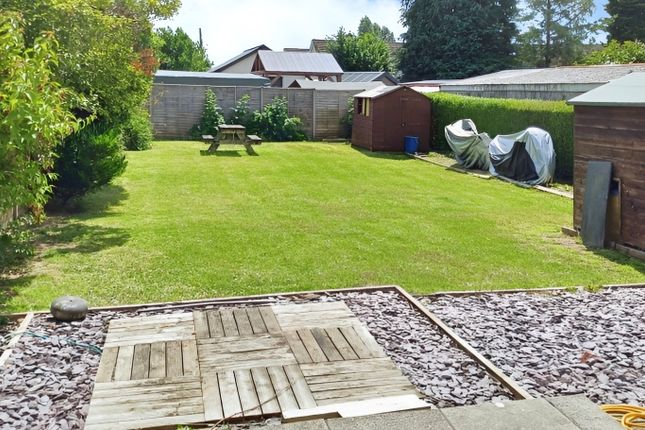 3 bed semi-detached house