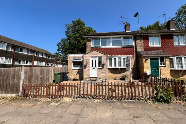 4 bedroom end of terrace house for sale