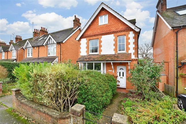 3 bed detached house