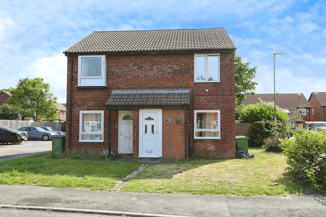 2 bed maisonette