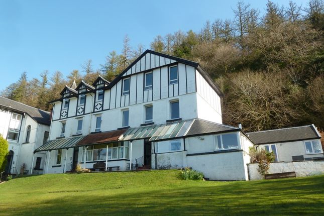 2 bed flat