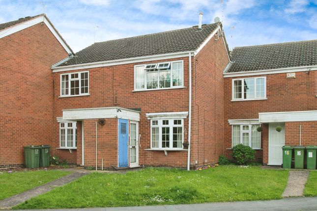 2 bedroom ground floor maisonette for sale
