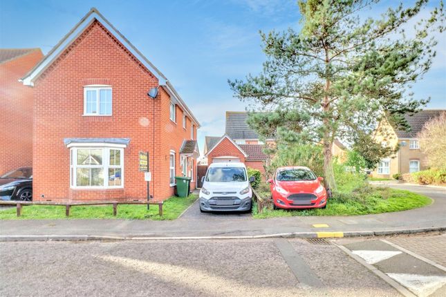 3 bed detached house