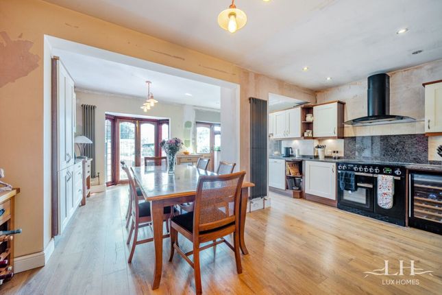 Mendip Road, Hornchurch 4 bed terraced house for sale