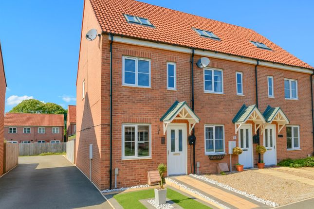 Lavender Way, Easingwold, York 3 bed semi