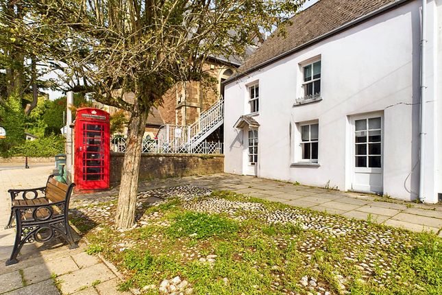 Twyn Square, Usk NP15 3 bed end of terrace house for sale