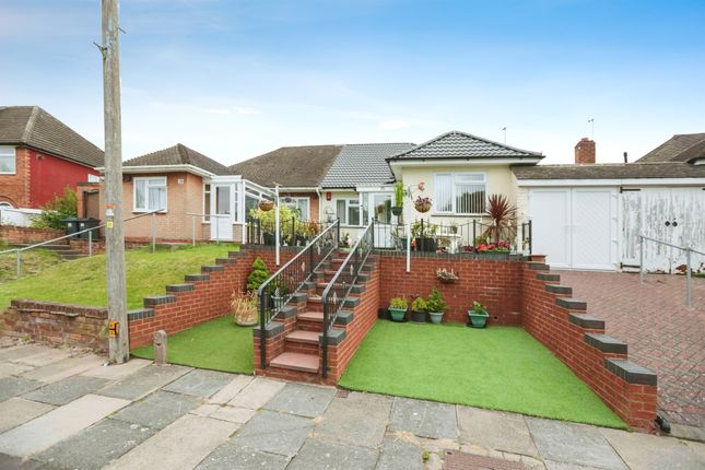 3 bed semi-detached bungalow