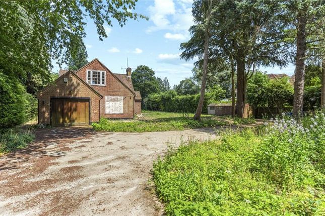 Priory Close, Stanmore HA7 3 bed detached house for sale