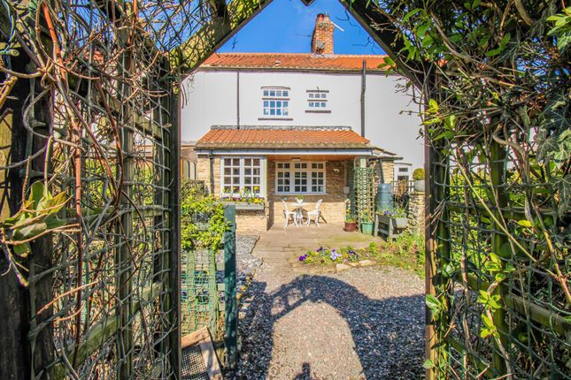 2 bedroom cottage for sale
