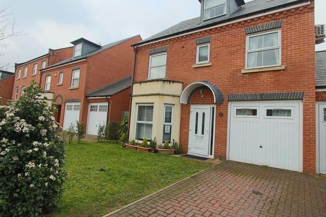 Chilcott Close, Wembley, HA0 5 bed detached house for sale