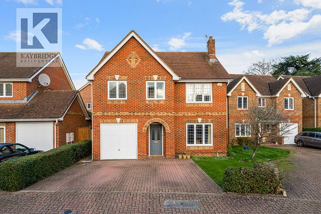 Nelson Walk, Epsom, KT19 4 bed detached house for sale