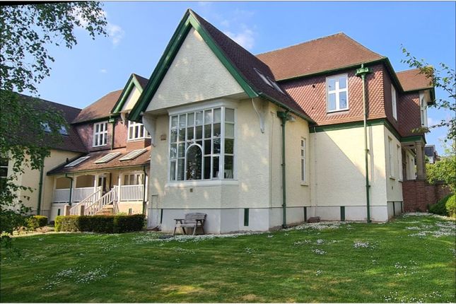 2 bed flat